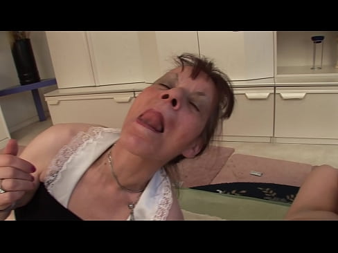❤️ Due nonne e un nonno fanno una cosa a tre ❤️❌  Sessoal it.serviporno.ru ❤️